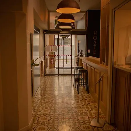 Calm Appart' & Hostel 3*
