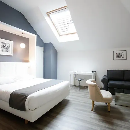 Aparthotel Calm Appart' & Hostel 3*