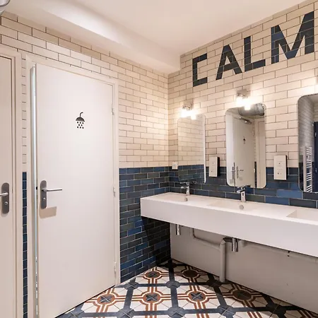 Aparthotel Calm Appart' & Hostel
