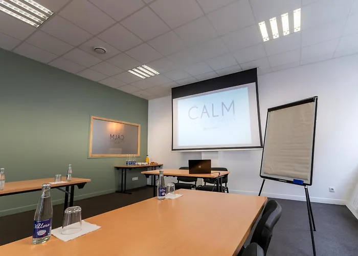 Aparthotel Calm Appart' & 3*