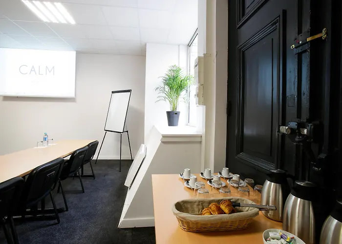 Aparthotel Calm Appart' & 3*